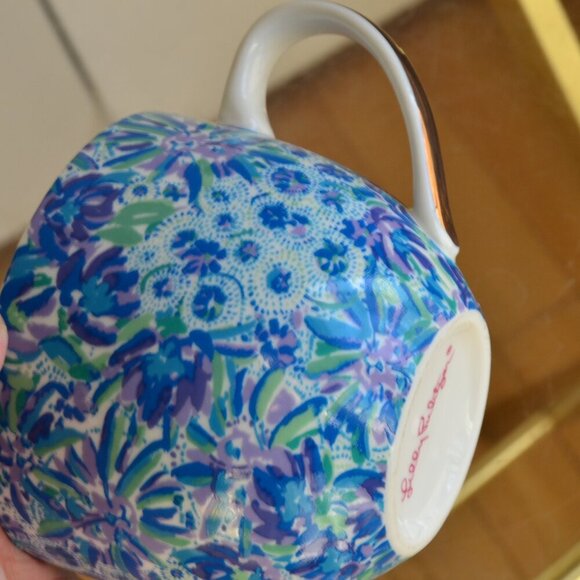 LILY PULITZER Hidden Lion / Floral 14 oz. Ceramic Mug "High Manetenance" Pattern - Picture 5 of 8